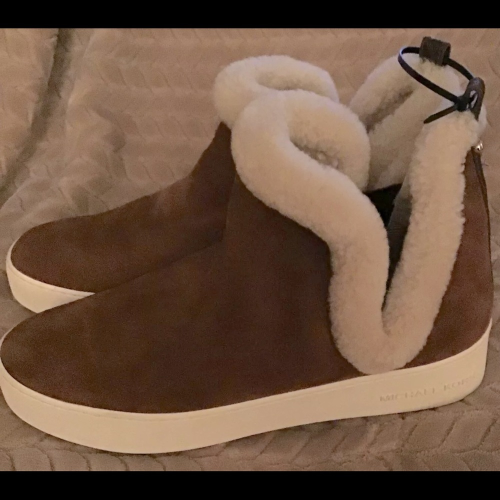 MICHAEL Michael Kors Women's AshlynWinter Boots